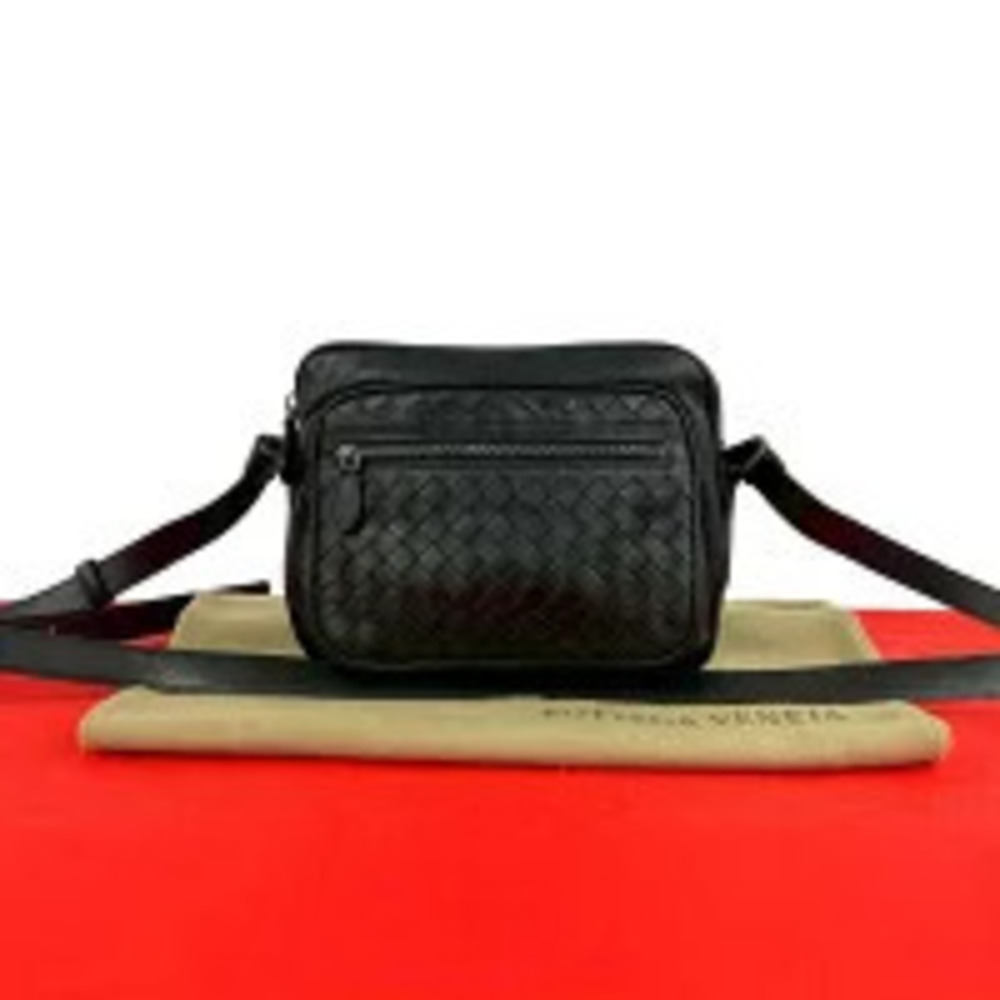 Bottega Veneta Intrecciato Leather Shoulder Pouch Black